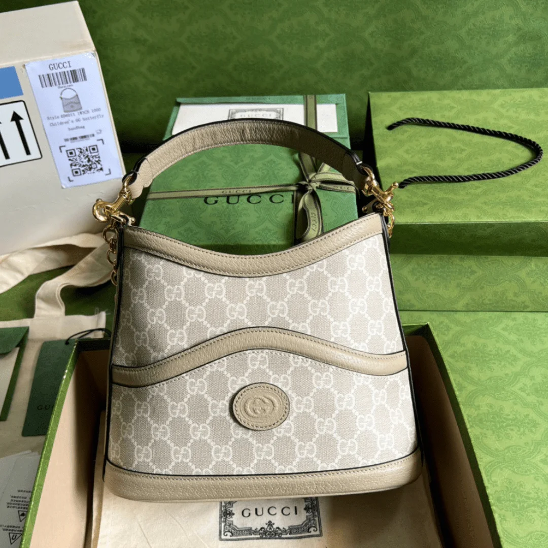 Gucci Handle Bag with Gucci Logo Pattern 25x21cm product view 1