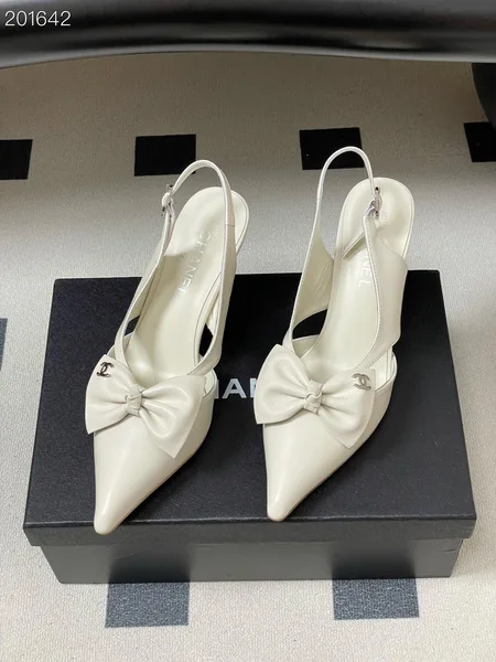 Chanel Logo Bow Sling-back Heels White product view 3