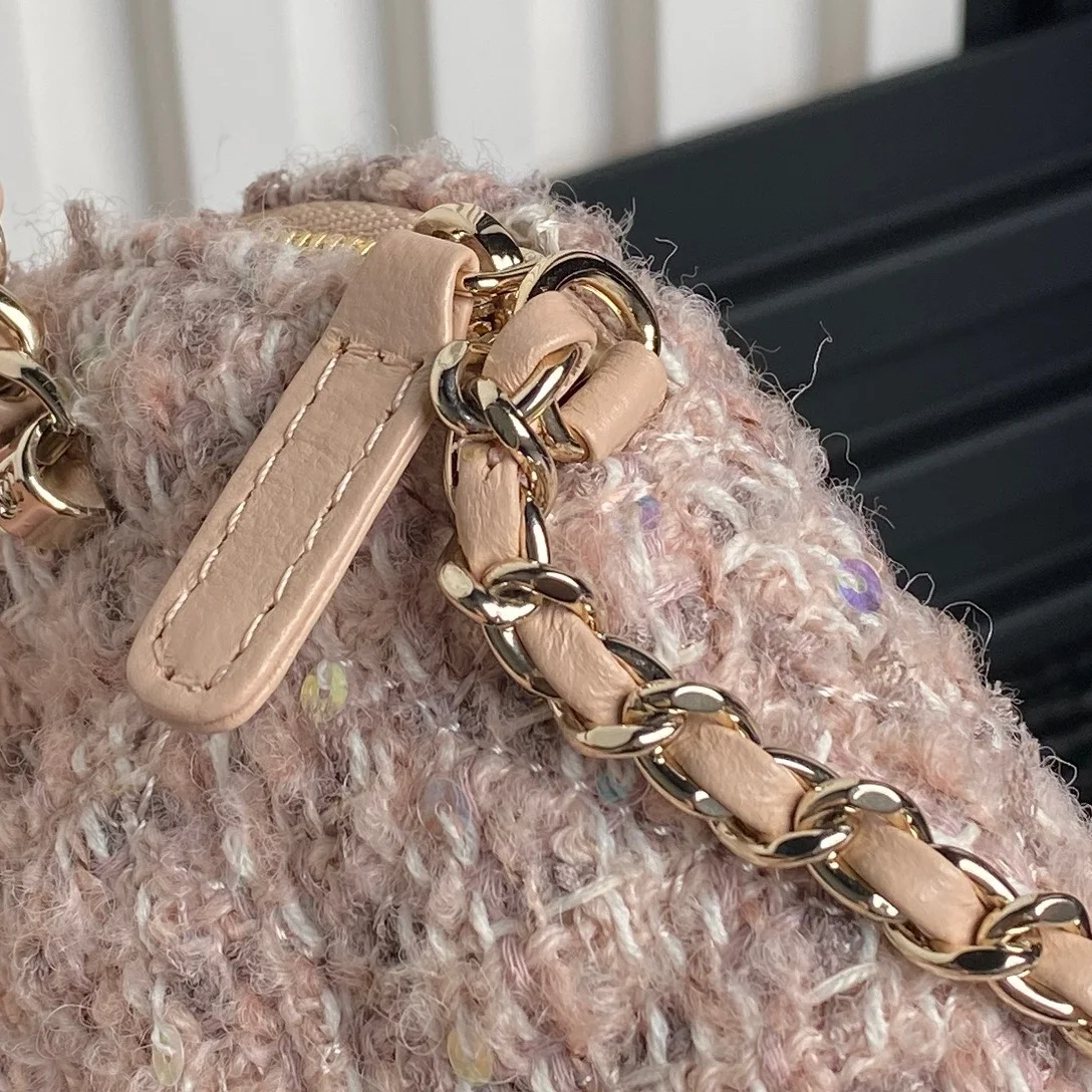 Chanel 24B Cc Quilted Chain Top Handle Pink Tweed / Sequin Bag product view 4