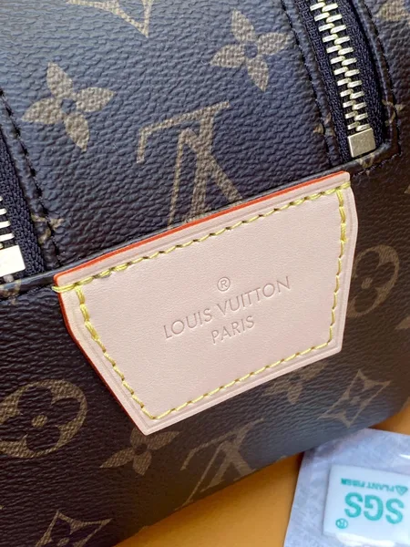 Louis Vuitton Dopp Kit Toilet Pouch in Monogram Canvas product view 5