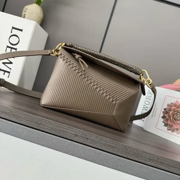 Loewe Puzzle Bag product view 1