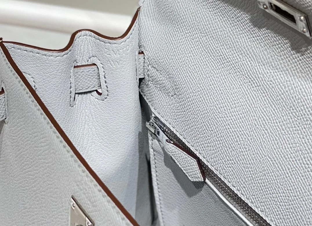 Hermès 28 cm In Gris Perle Epsom Calfskin Palladium Hardware Bag product view 6