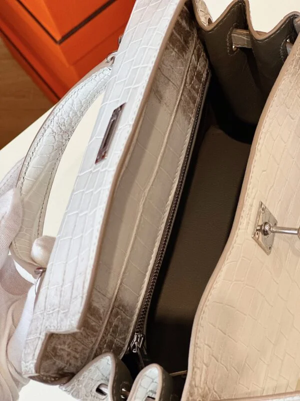 Hermès Kelly 25 Himalaya Albino Crocodile Leather Palladium Hardware Bag product view 9