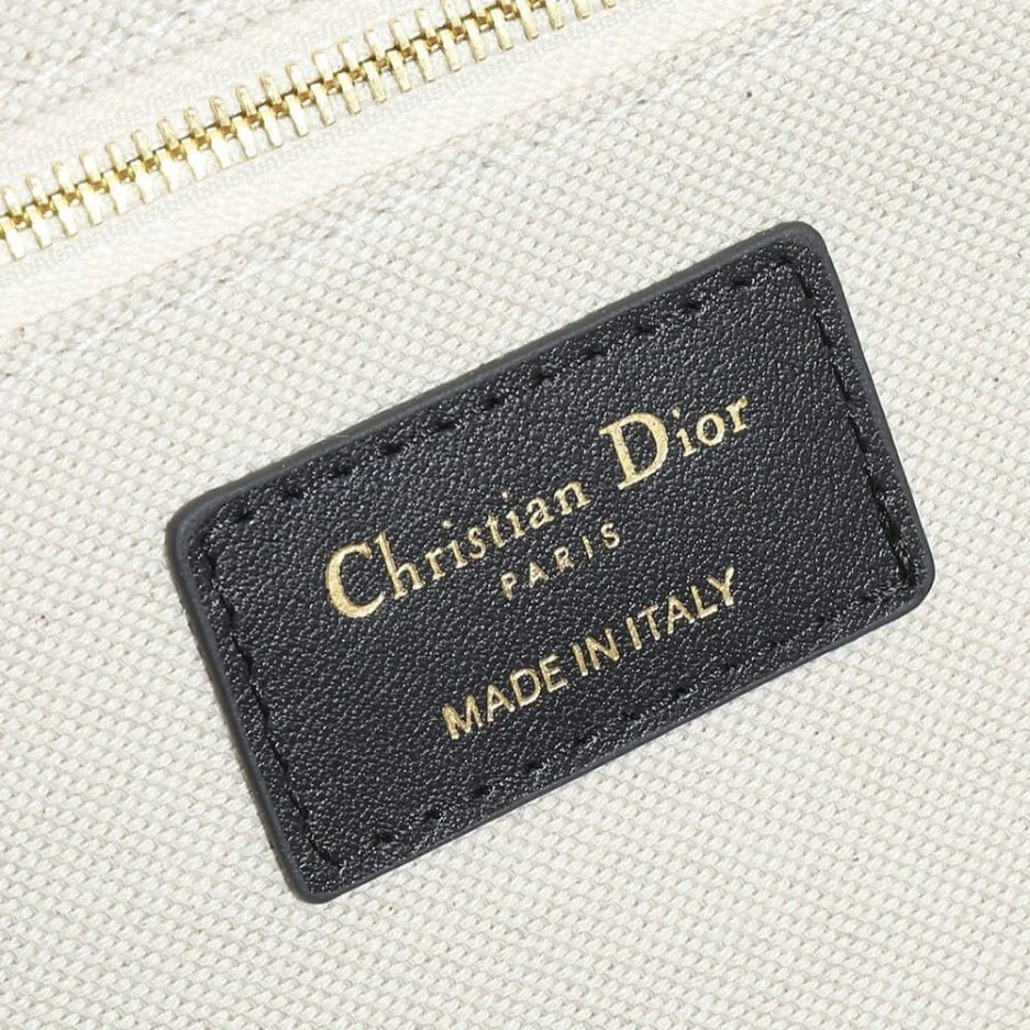Dior Medium Dior Book Tote product view 6