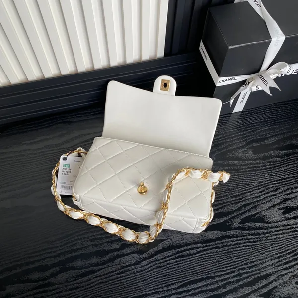 Chanel Medium Flap Bag 26 In White Calfskin Gold Double C Thick Chain product view 7