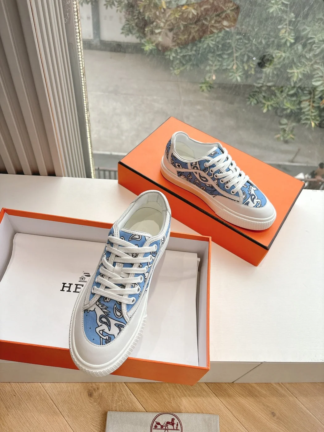 Hermès Women Light Blue Canvas And White Sneakers product view 3