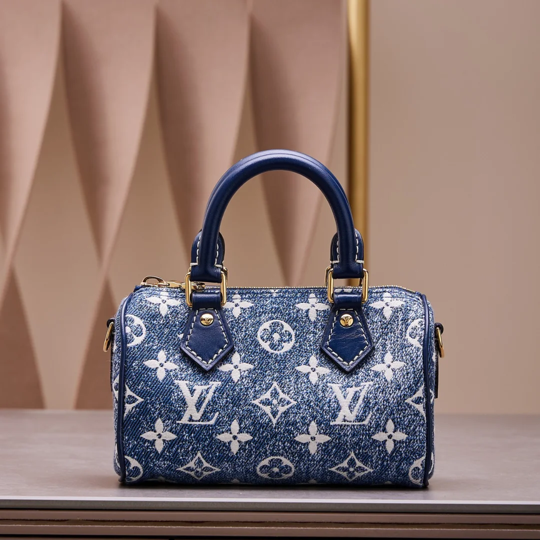 Louis Vuitton Speedy Monogram Demin Woman’s Handbags 16x10x7.5 cm product view 1