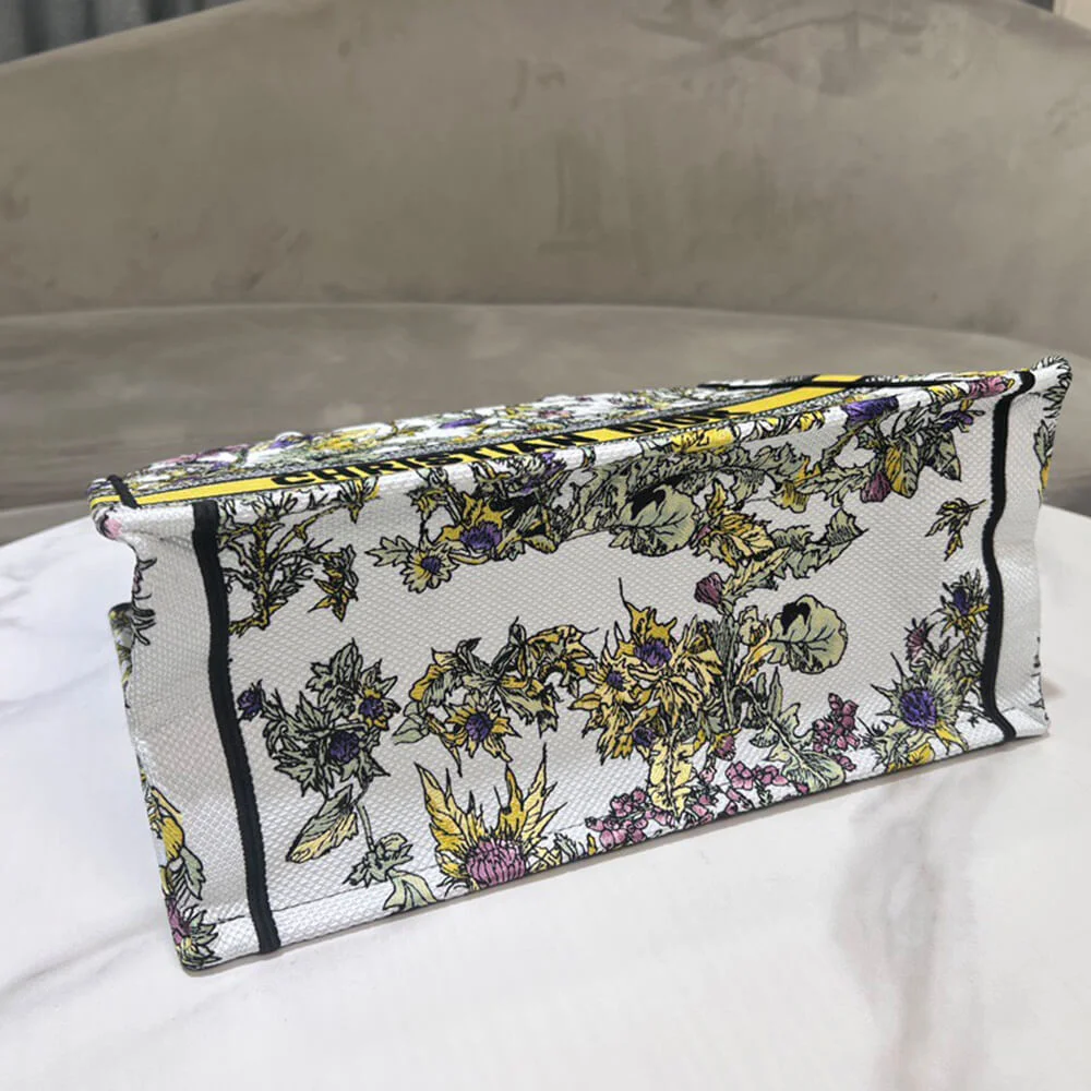 Dior Medium Dior Book Tote product view 5