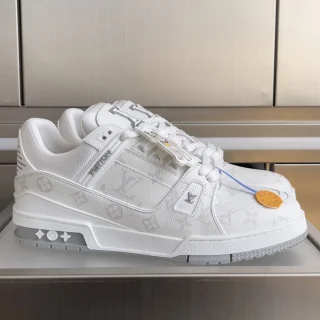 Louis Vuitton Trainer sneakers product view 1