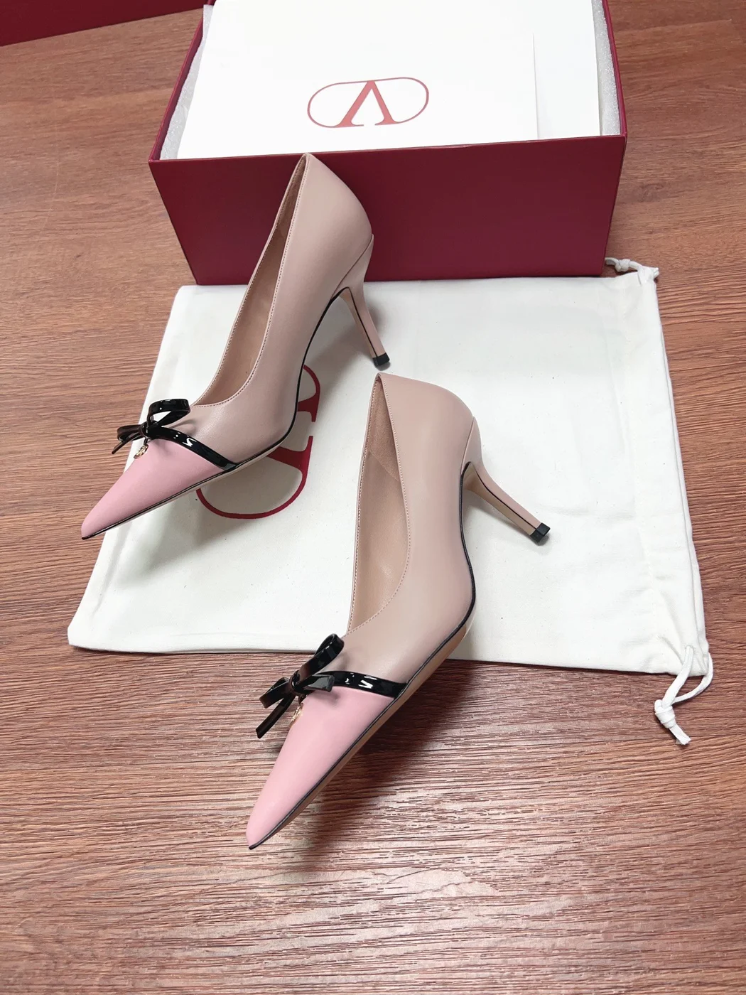 Valentino Women Pink Leather Bow Detail High Heel Pumps product view 2