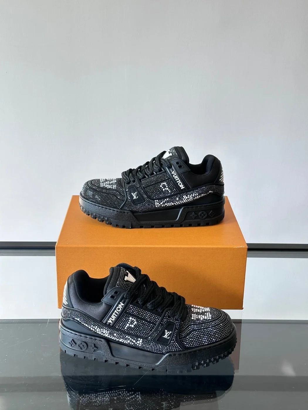 Louis Vuitton Men Black Fabric Embellished Sneakers product view 4