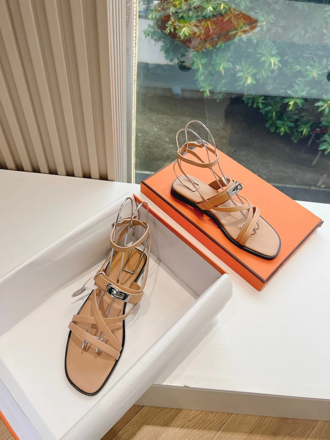 Hermès Women Beige Leather Strappy Sandals product view 4