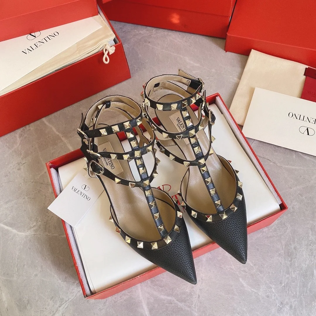 Valentino Women Black Leather Studded Pumps product view 1