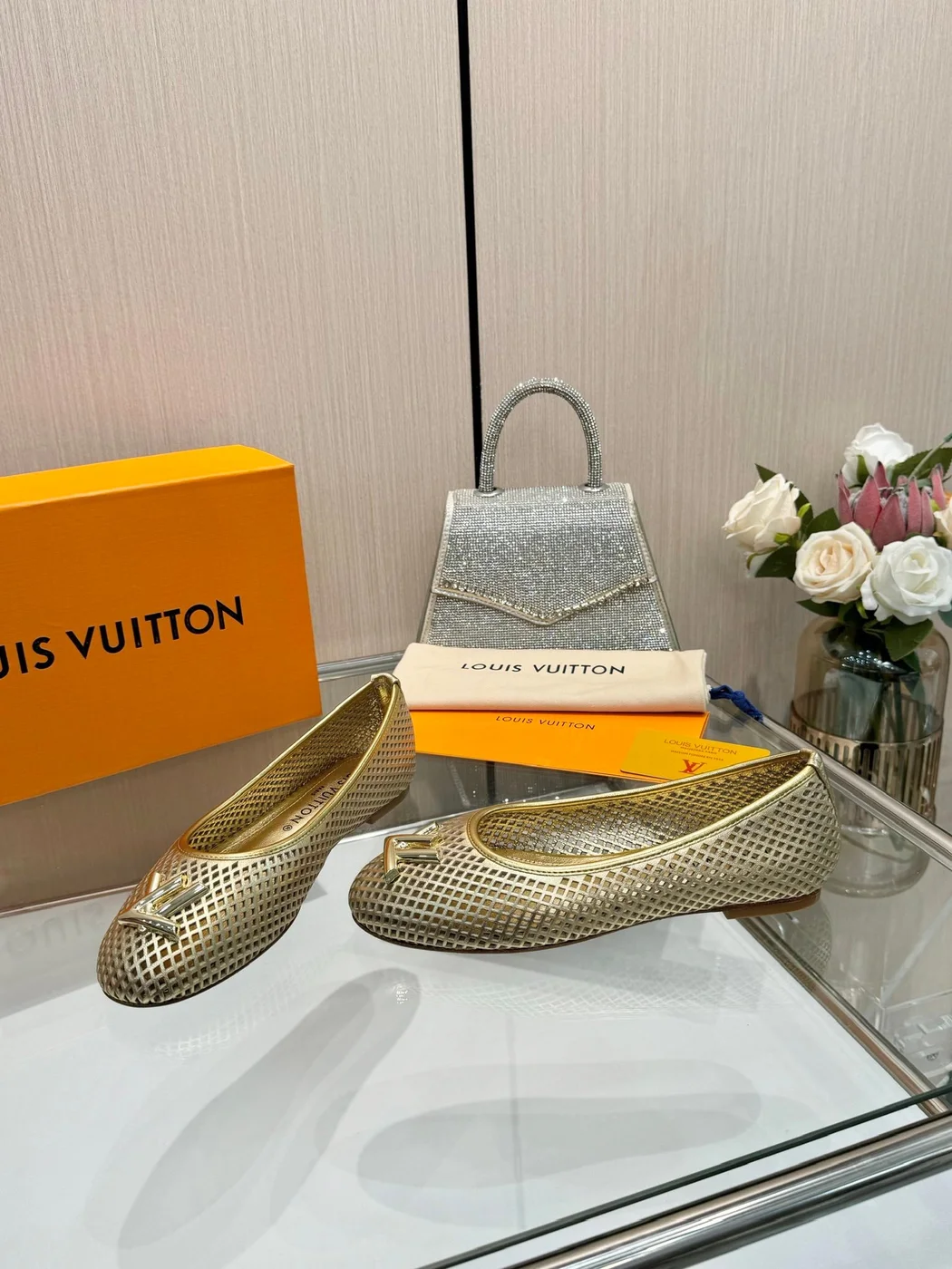 Louis Vuitton Women Gold Metallic Mesh Ballet Flats product view 5