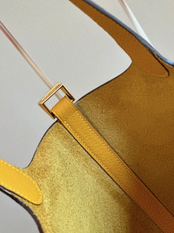 Hermès Picotin 18 Yellow Togo leather Gold Hardware Bag product view 3