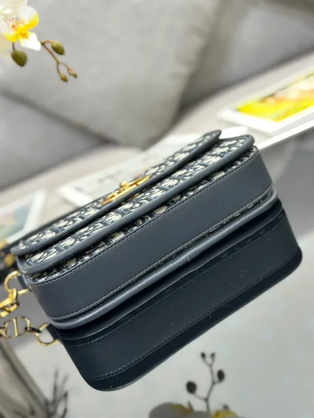 Dior 30 Montaigne Avenue Monogram Bag 22.5x12cm product view 6