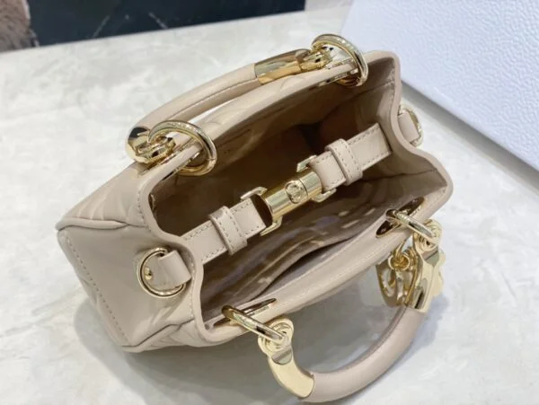 Dior Lady Women’s Handbag Beige Smooth Leather 20x13x8cm product view 4