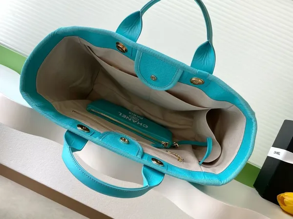 Chanel Deauville Tote in Blue and white product view 4