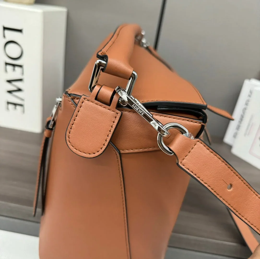 Loewe Puzzle Edge bag in tan calfskin product view 3