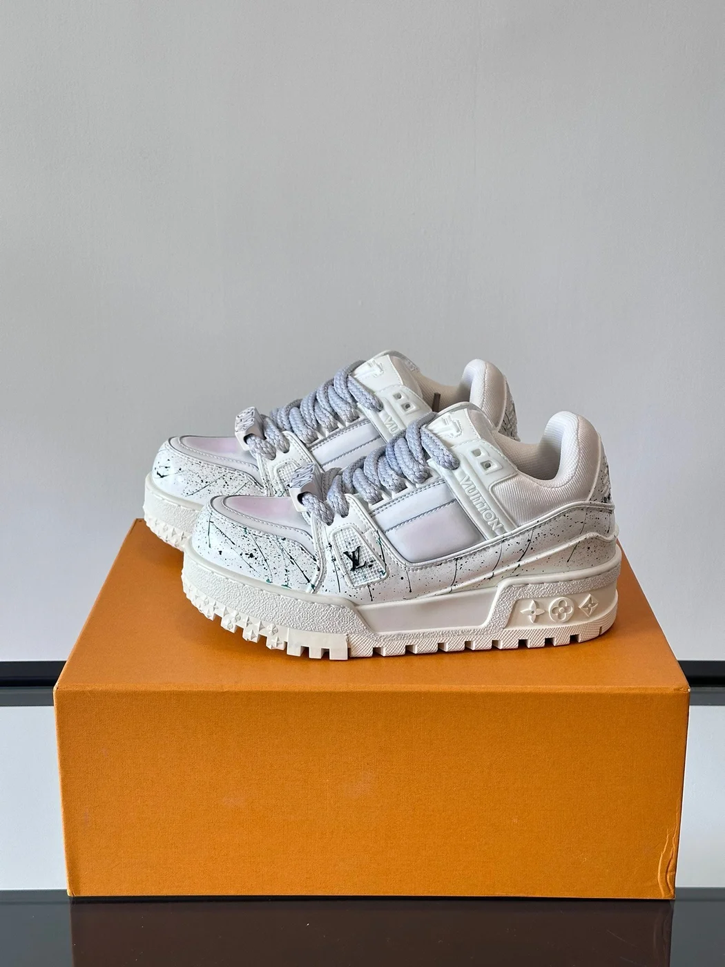 Louis Vuitton Men White Leather Sneakers With Black Splatter product view 3