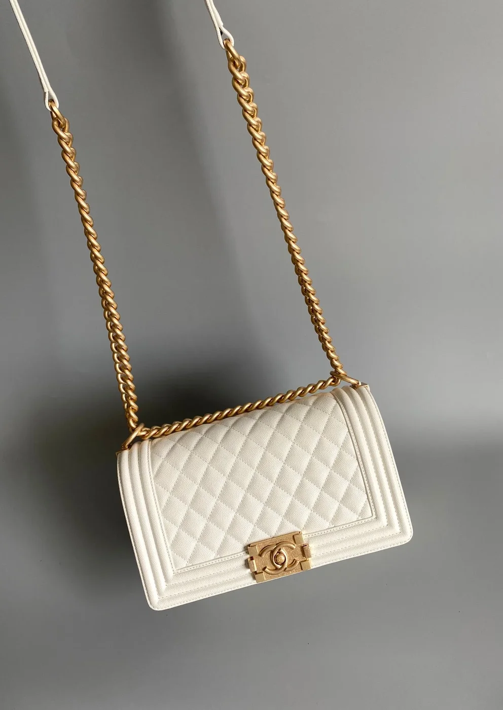 Chanel Medium 25 Boy Bag In White Lambskin Gold Hardware product view 8