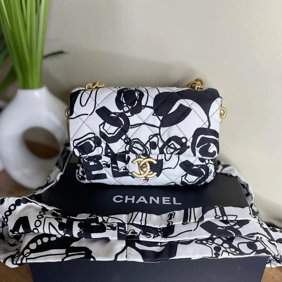 Chanel New  Coco Beach 2025 White Bag product view 1