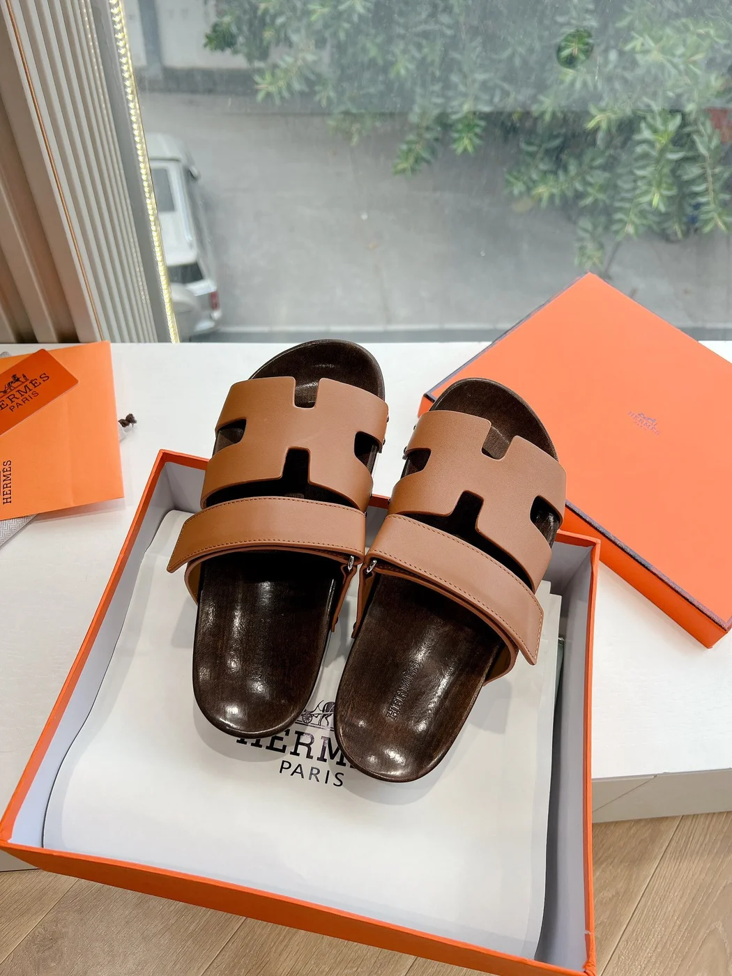 Hermès Women Brown Leather Sandals product view 4
