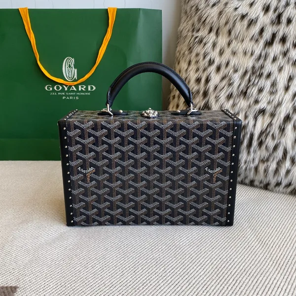 Goyard Goya Grand Hotel Trunk Bag product view 1