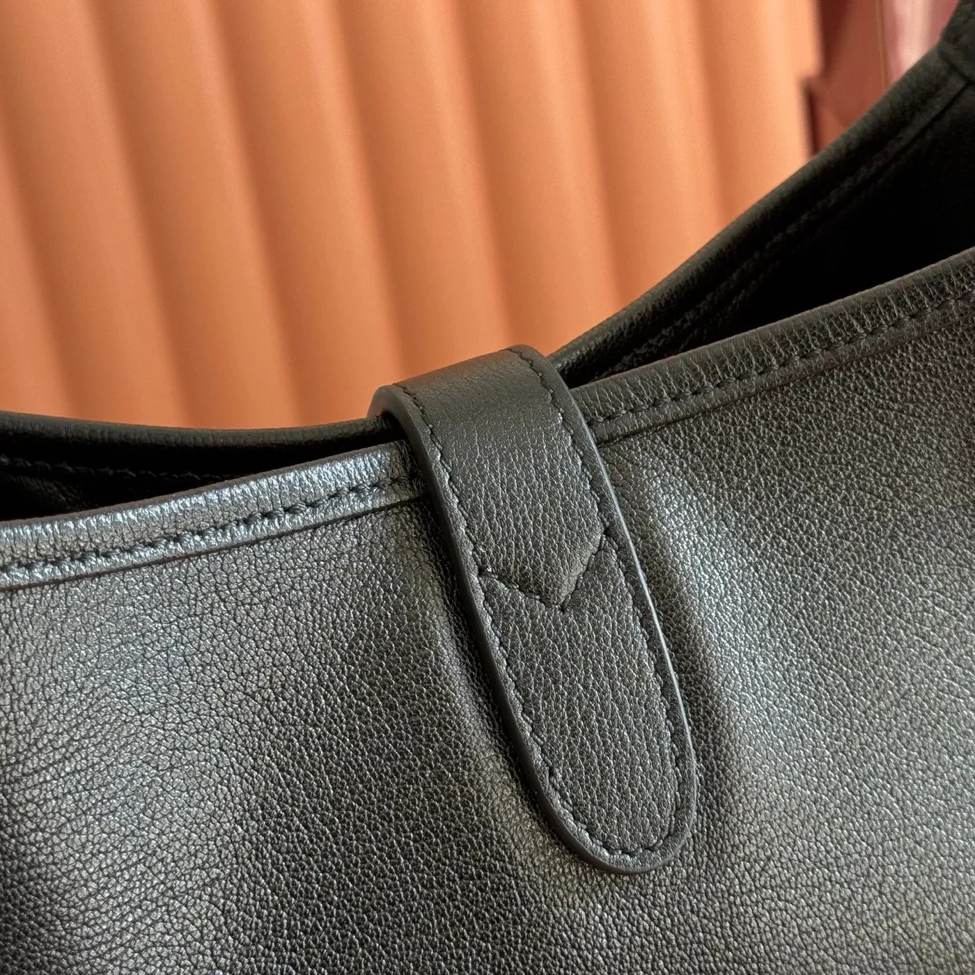 Gucci 26S Jackie Slim Shoulder Bag 28 In Black Calfskin product view 9