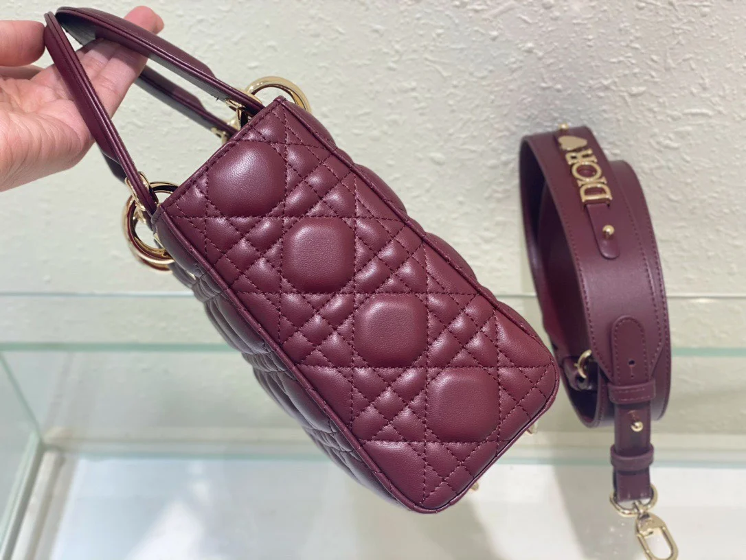 Dior Lady Abc High-end Women’s Handbag, Dark Red, Soft Leather 20 cm product view 6