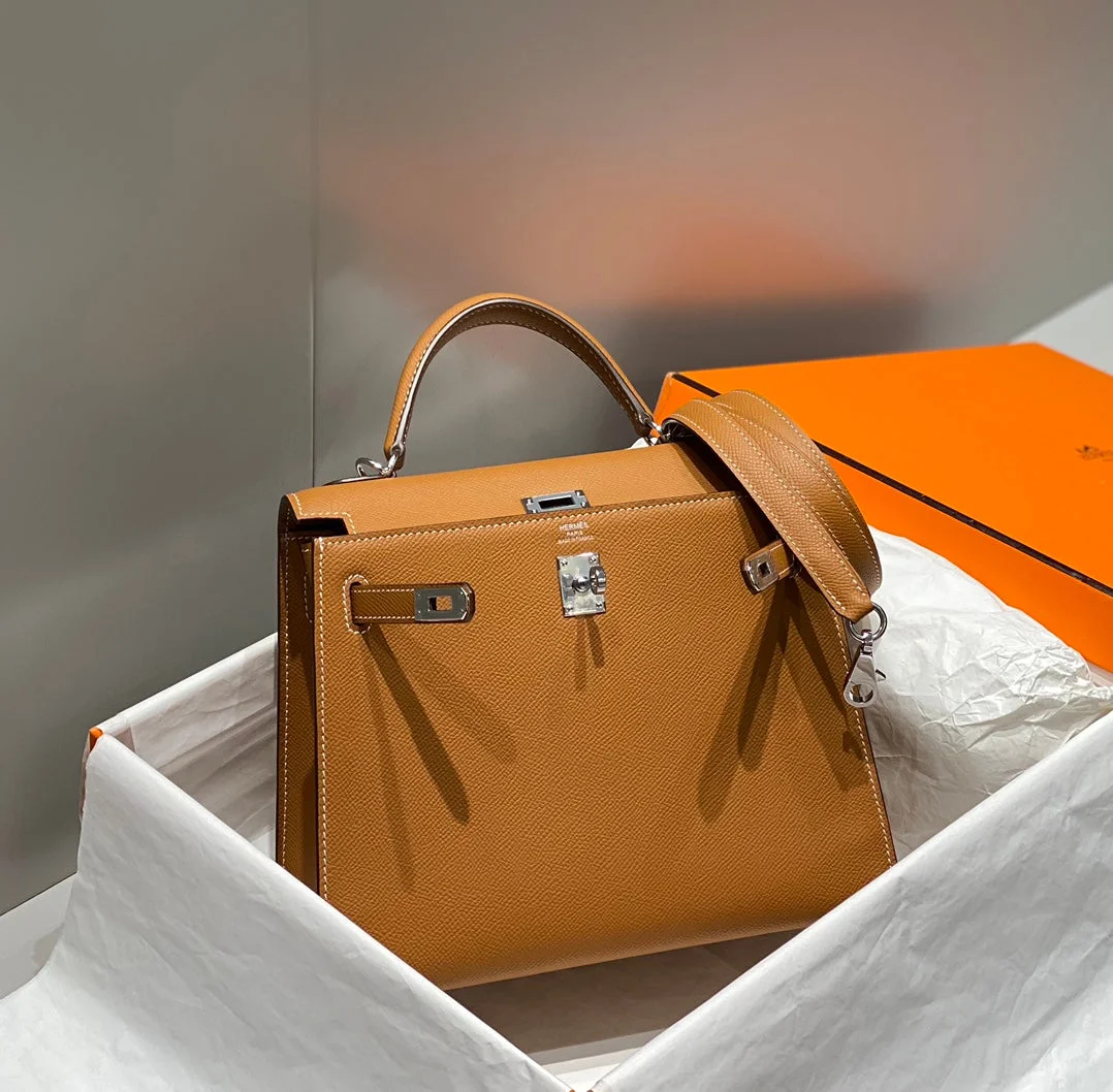 Hermès 25 cm In Gold Epsom Silver Hardware Bag product view 2