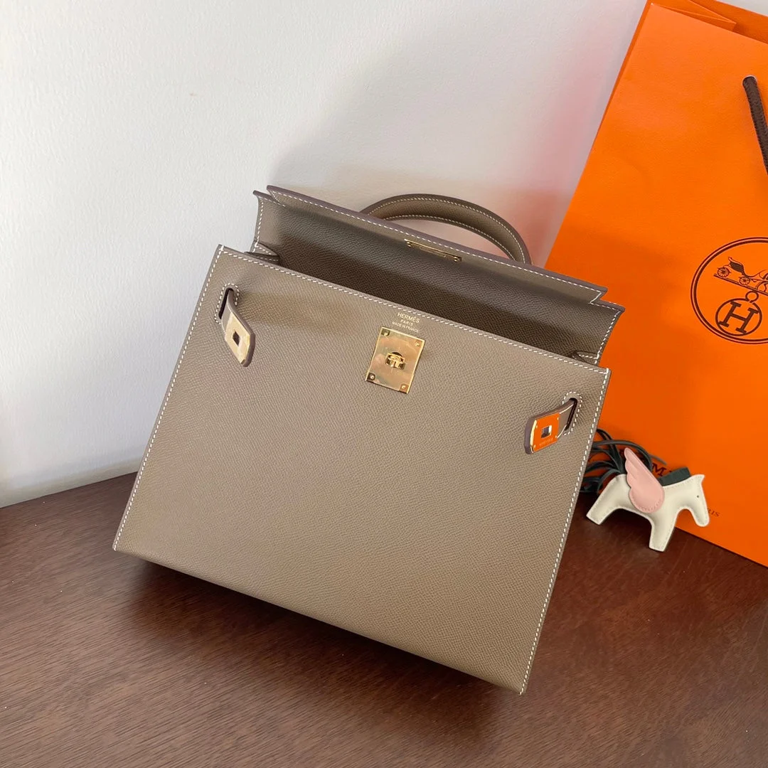 Hermès 28 cm Etain Epsom Leather Gold Hardware Bag product view 4