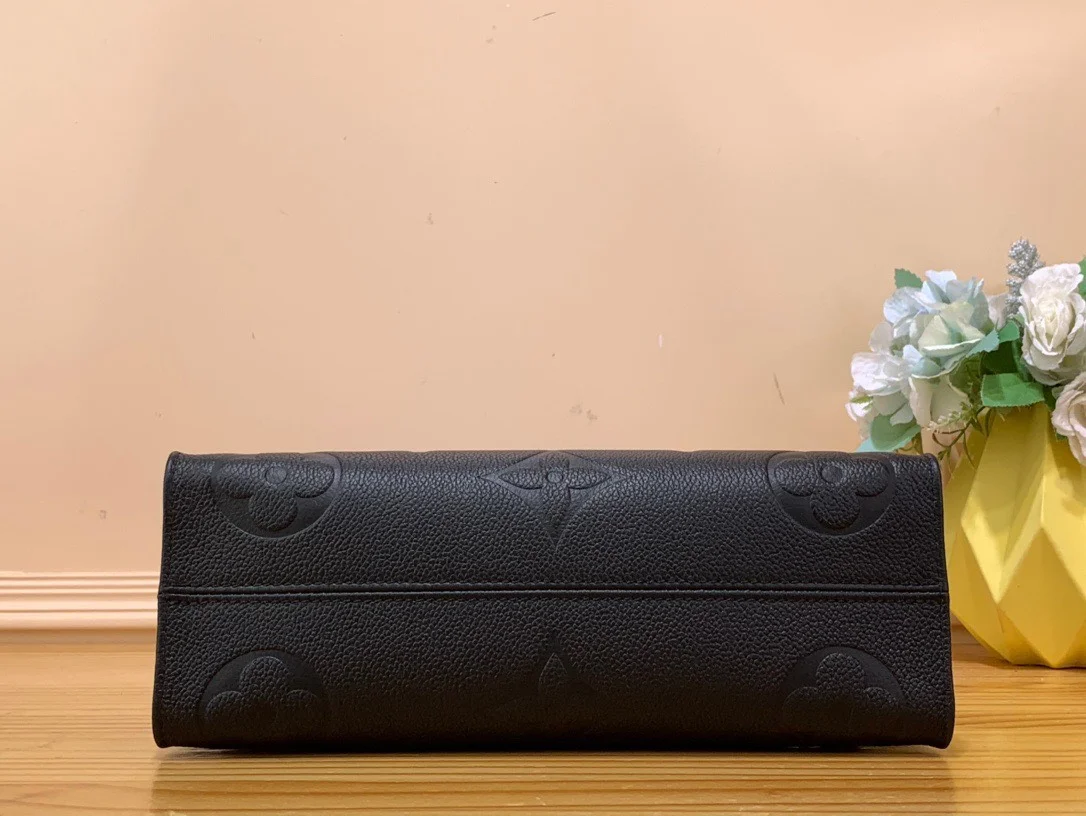 Louis Vuitton On The Go Mini Black Handbags 25x13x10cm product view 7