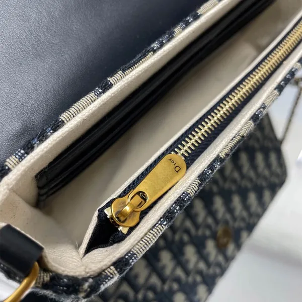 Dior Medium Saddle Pouch with Chain product view 6
