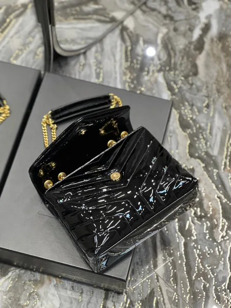 Saint Laurent ‘Loulou Medium’ shoulder bag product view 5