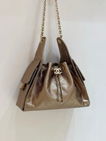 Chanel 25 Handbag 30 In Golden Brown With Gold Hardware product view 5