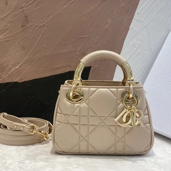 Dior Lady Women’s Handbag Beige Smooth Leather 20x13x8cm product view 1