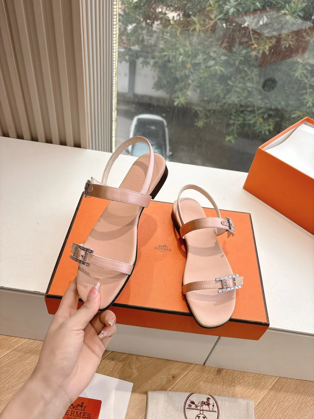 Hermès Women Beige Leather Strappy Sandals product view 6