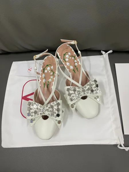 Valentino Women White Leather Bow Embellished Flats product photo