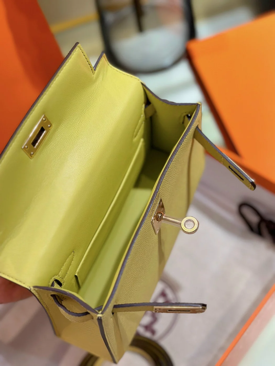 Hermès Mini Kelly 20 Yellow Gold Hardware Bag product view 4