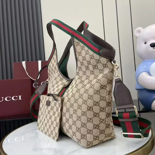 Gucci Giglio Tote product view 2