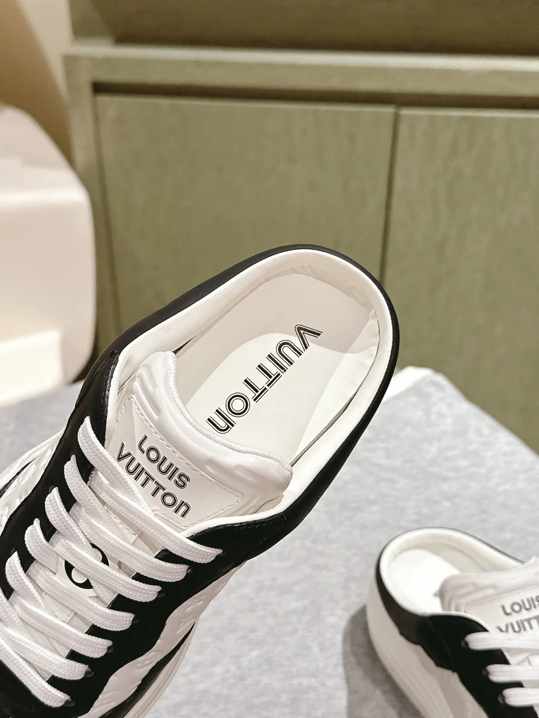 Louis Vuitton Women Black White Leather Sneakers product view 5