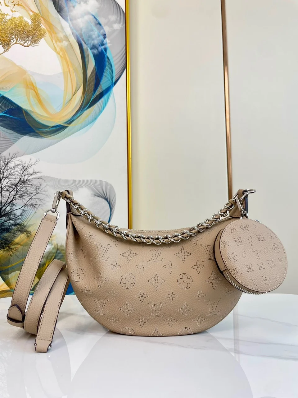 Louis Vuitton Baia Mahina Mono Pattern Handbags 26x17x7.5 cm product view 2