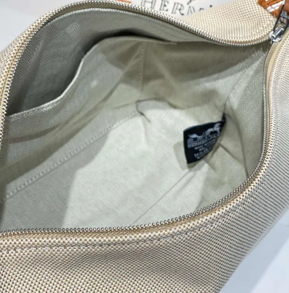 Hermès Clutch Bag Bride A Brac PM Fabric 12x20x10cm product view 4