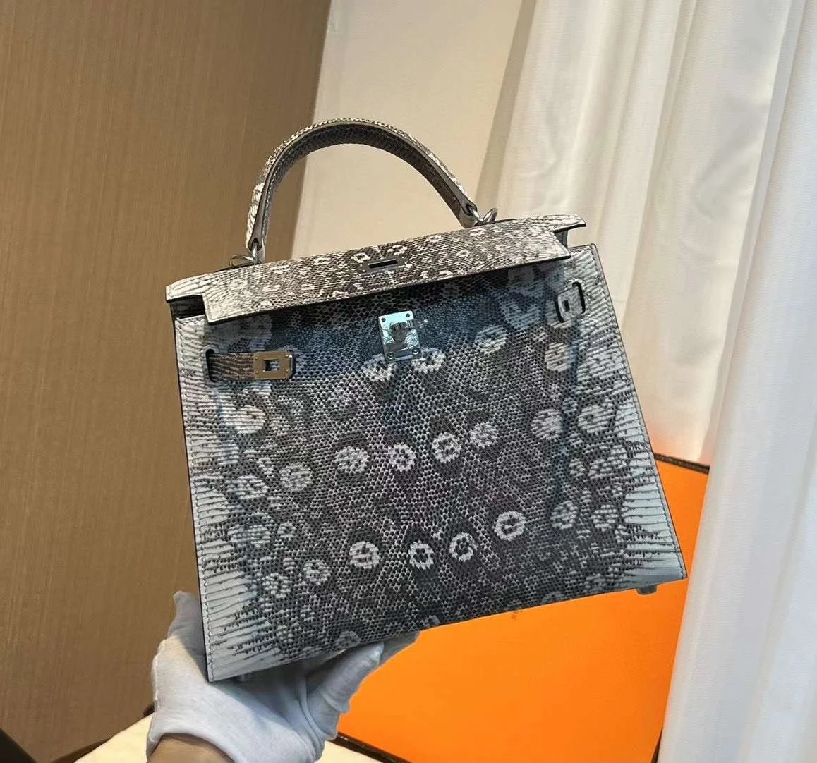 Hermès Kelly 25 Lizard Leather Bag product view 2