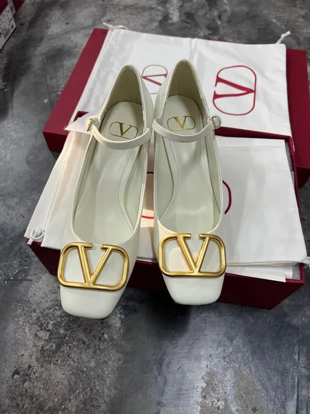 Valentino Women White Leather Heels product photo