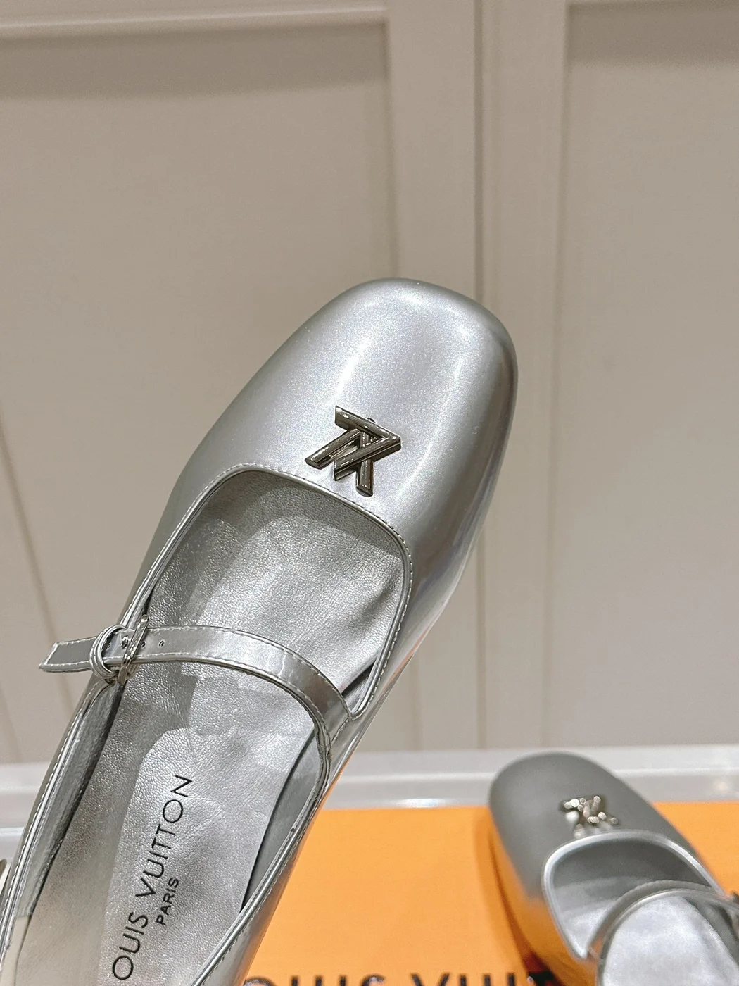 Louis Vuitton Women Silver Leather Mary Jane Flats product view 2