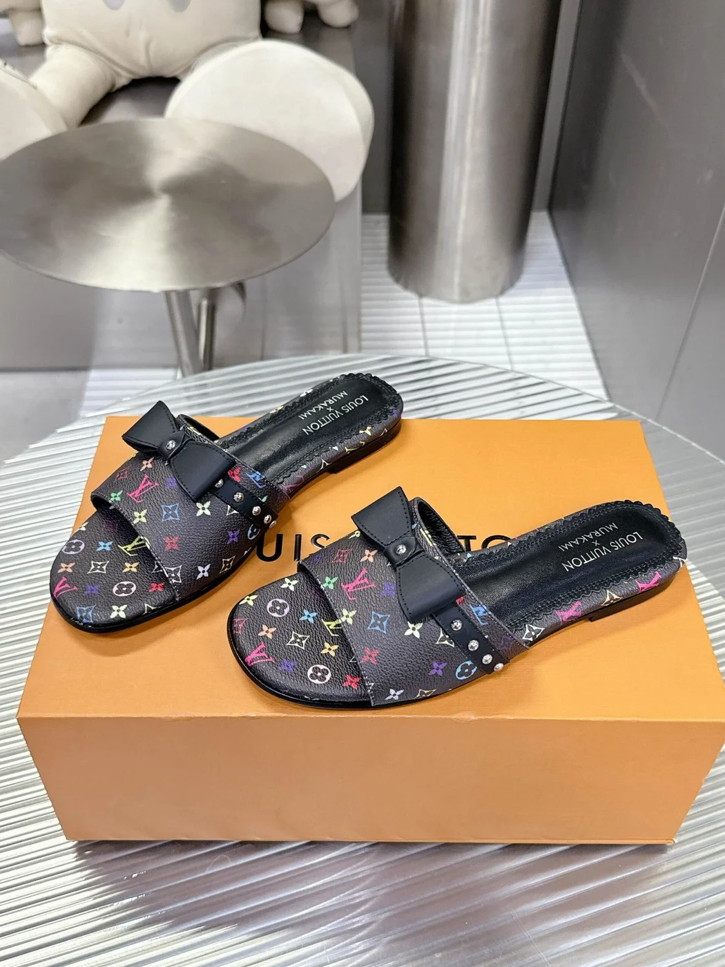 Louis Vuitton Women Black Patterned Leather Bow Slide Sandals product view 5