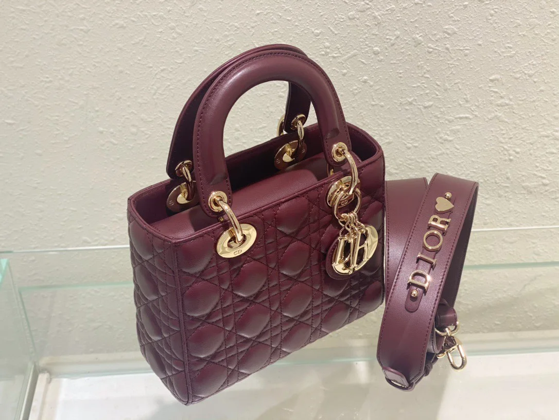 Dior Lady Abc High-end Women’s Handbag, Dark Red, Soft Leather 20 cm product view 2