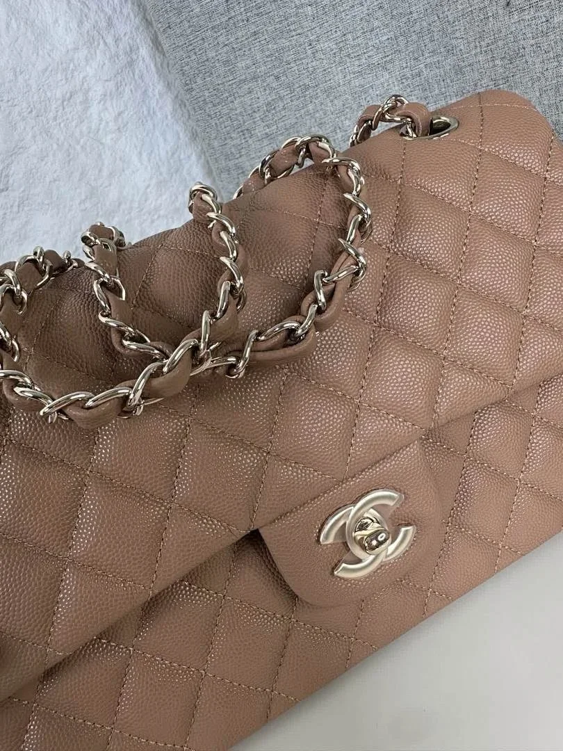 Chanel Chan Classic Flap Medium Bag product view 6